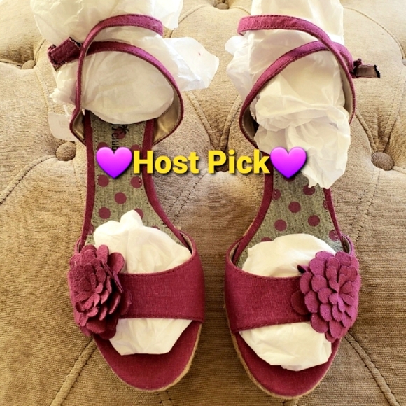 Montego Bay Club Shoes - Hot Pink Wedge Sandals